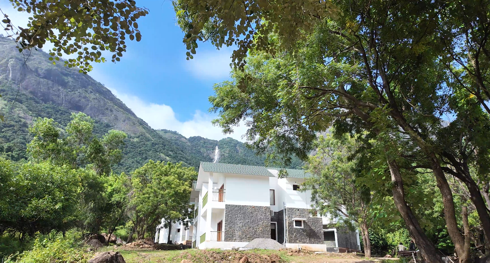 Seetharkundu Resorts building view Kollengode Palakkad