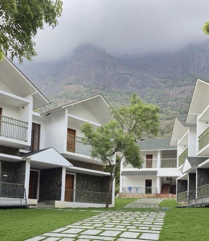 SEETHARKUNDU RESORTS Exterior