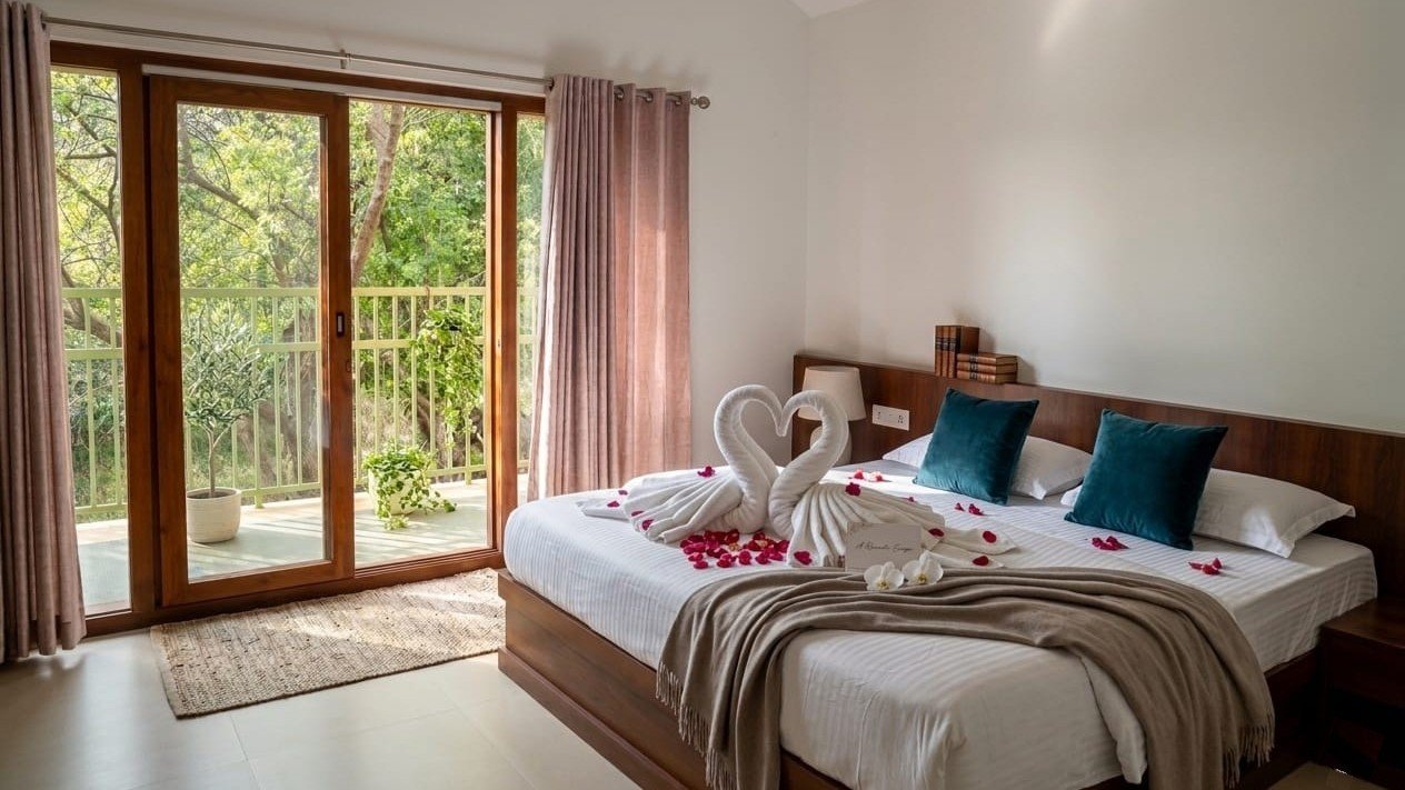 Spacious hill view room at Seetharkundu Resorts Kollengode Palakkad